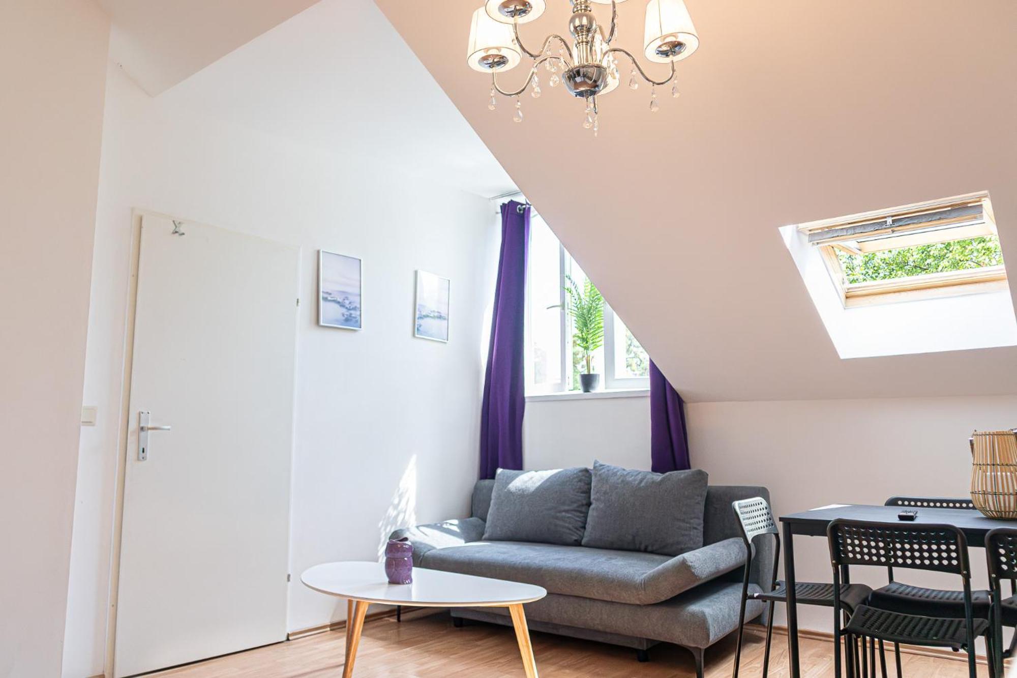 Apartament Spacious 2br Great Location - Near Schoenbrunn Wiedeń