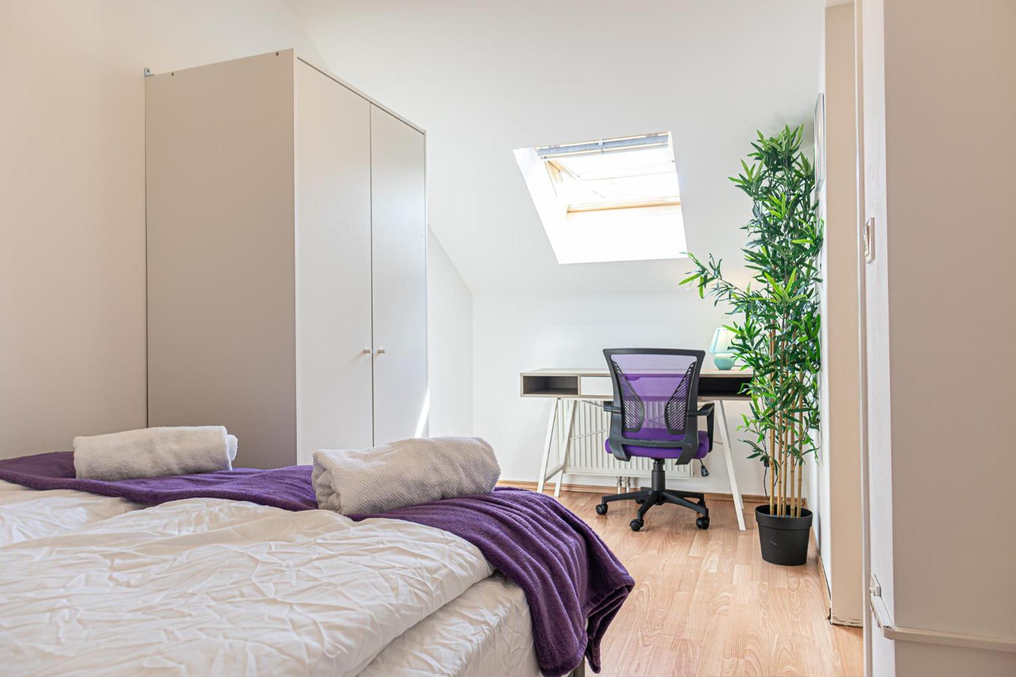 Spacious 2br Great Location - Near Schoenbrunn Apartament