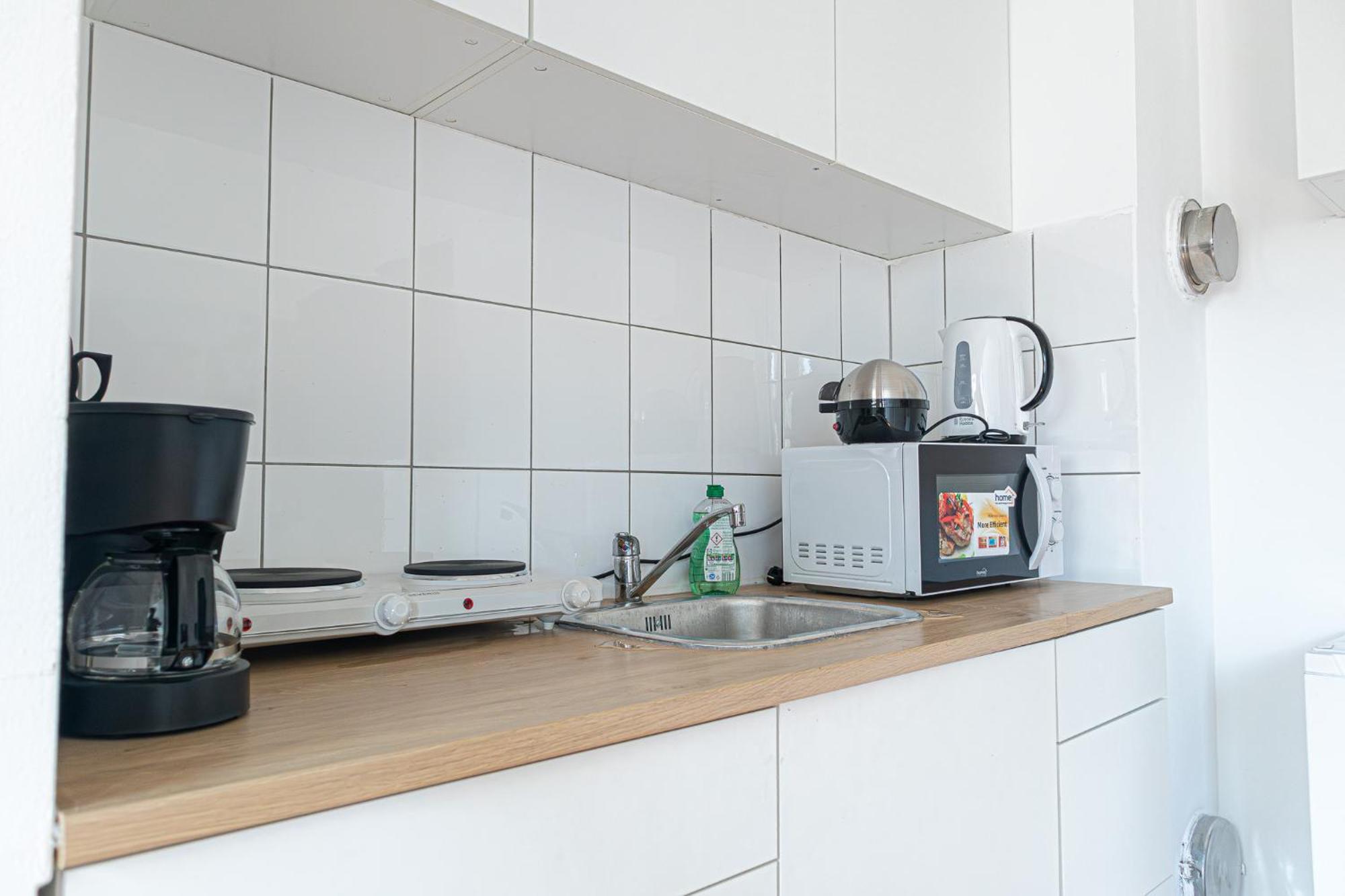 Apartament Spacious 2br Great Location - Near Schoenbrunn *