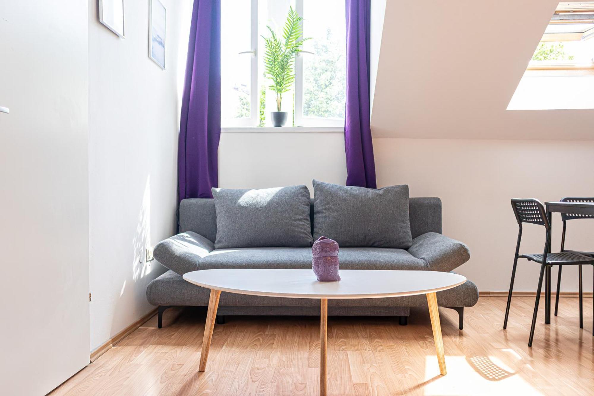 Spacious 2br Great Location - Near Schoenbrunn * Wiedeń